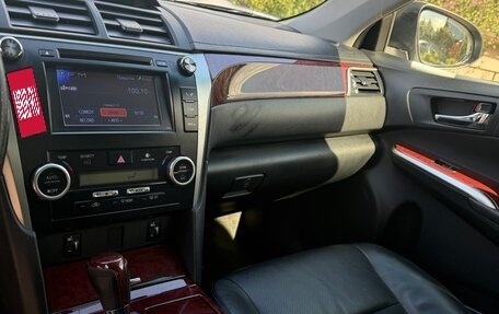 Toyota Camry, 2012 год, 1 700 000 рублей, 4 фотография
