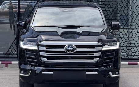 Toyota Land Cruiser, 2025 год, 13 250 000 рублей, 2 фотография