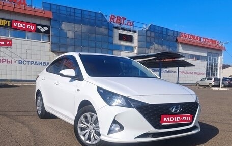 Hyundai Solaris II рестайлинг, 2021 год, 1 490 000 рублей, 1 фотография