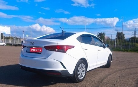 Hyundai Solaris II рестайлинг, 2021 год, 1 490 000 рублей, 2 фотография