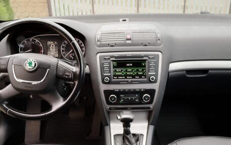 Skoda Octavia, 2010 год, 810 000 рублей, 14 фотография