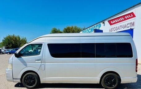 Toyota HiAce H200, 2012 год, 1 490 000 рублей, 4 фотография
