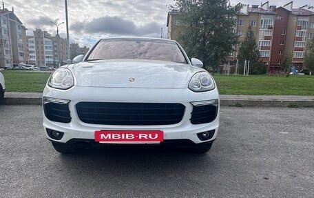 Porsche Cayenne III, 2015 год, 3 200 000 рублей, 2 фотография
