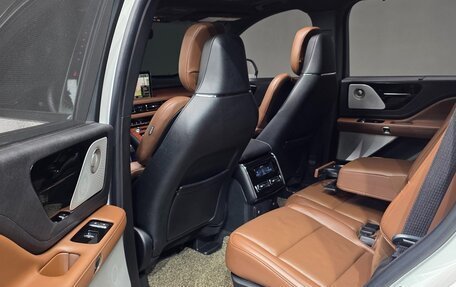 Lincoln Aviator II, 2022 год, 4 359 571 рублей, 14 фотография