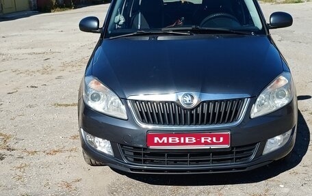 Skoda Fabia II, 2013 год, 650 000 рублей, 1 фотография