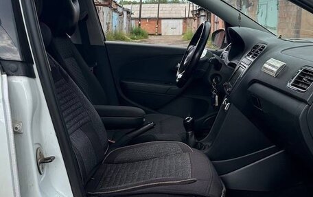 Volkswagen Polo VI (EU Market), 2018 год, 900 000 рублей, 12 фотография