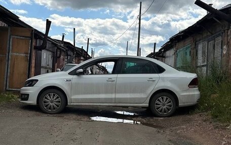Volkswagen Polo VI (EU Market), 2018 год, 900 000 рублей, 25 фотография