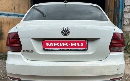 Volkswagen Polo VI (EU Market), 2018 год, 900 000 рублей, 14 фотография