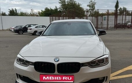 BMW 3 серия, 2013 год, 1 700 000 рублей, 14 фотография