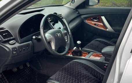 Toyota Camry, 2009 год, 1 050 000 рублей, 5 фотография