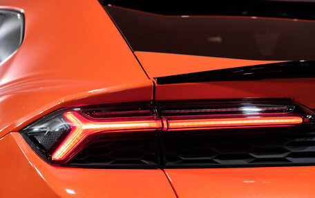 Lamborghini Urus I, 2025 год, 43 000 000 рублей, 7 фотография
