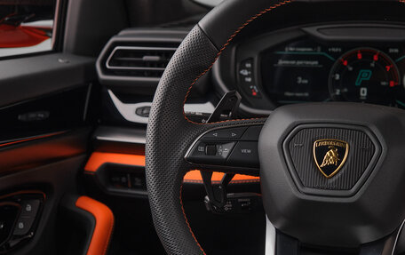 Lamborghini Urus I, 2025 год, 43 000 000 рублей, 19 фотография