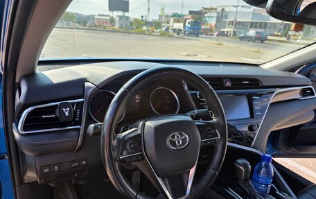 Toyota Camry, 2018 год, 2 500 000 рублей, 14 фотография