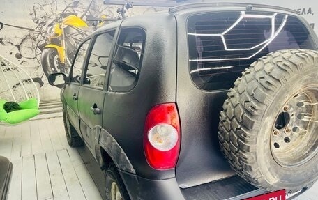 Chevrolet Niva I рестайлинг, 2011 год, 570 000 рублей, 4 фотография