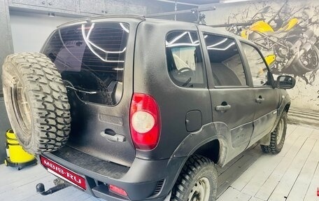 Chevrolet Niva I рестайлинг, 2011 год, 570 000 рублей, 3 фотография