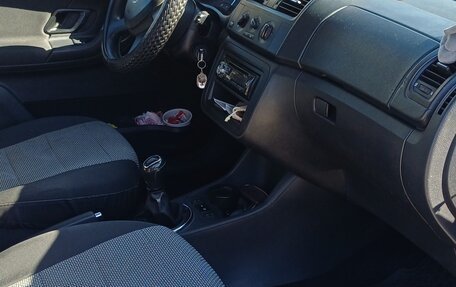 Skoda Fabia II, 2013 год, 650 000 рублей, 7 фотография