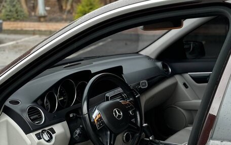 Mercedes-Benz C-Класс, 2011 год, 1 390 000 рублей, 7 фотография