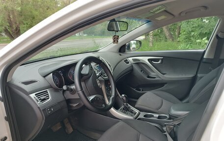 Hyundai Elantra V, 2015 год, 846 000 рублей, 4 фотография