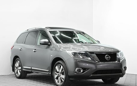 Nissan Pathfinder, 2016 год, 1 595 000 рублей, 2 фотография