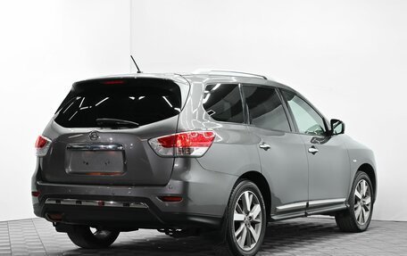 Nissan Pathfinder, 2016 год, 1 595 000 рублей, 4 фотография