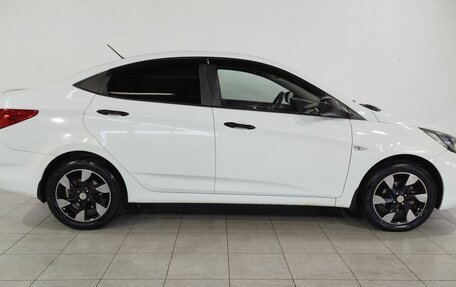 Hyundai Solaris II рестайлинг, 2013 год, 650 000 рублей, 4 фотография