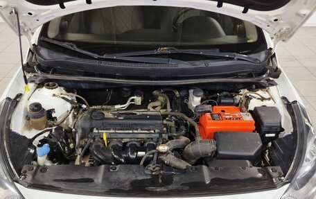 Hyundai Solaris II рестайлинг, 2013 год, 650 000 рублей, 10 фотография