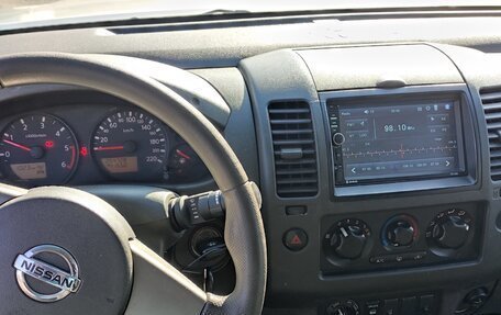 Nissan Navara (Frontier), 2005 год, 780 000 рублей, 8 фотография