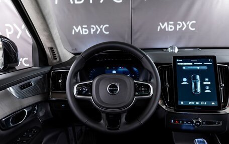Volvo XC90 II рестайлинг, 2025 год, 11 950 000 рублей, 12 фотография