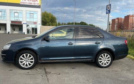 Volkswagen Jetta VI, 2010 год, 480 000 рублей, 2 фотография