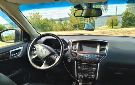 Nissan Pathfinder, 2015 год, 1 900 000 рублей, 8 фотография