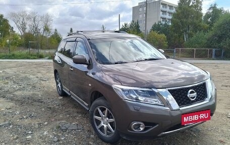 Nissan Pathfinder, 2015 год, 1 900 000 рублей, 3 фотография