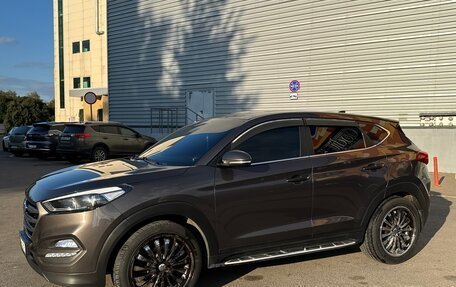 Hyundai Tucson III, 2017 год, 1 950 000 рублей, 3 фотография