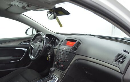 Opel Insignia II рестайлинг, 2011 год, 950 000 рублей, 22 фотография