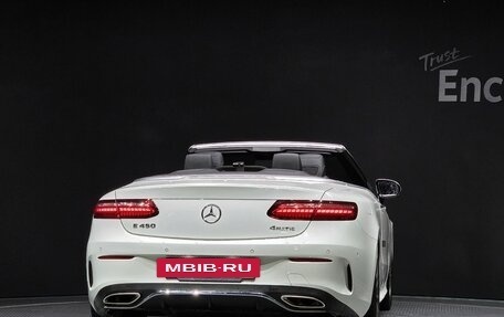 Mercedes-Benz E-Класс, 2021 год, 4 863 132 рублей, 4 фотография