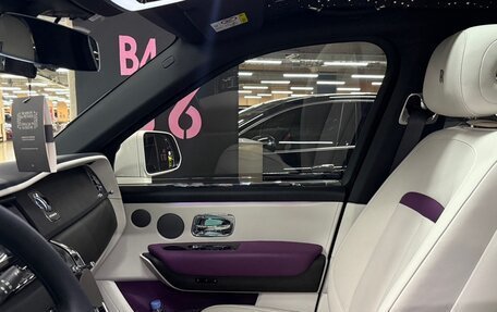 Rolls-Royce Cullinan, 2022 год, 33 706 664 рублей, 16 фотография