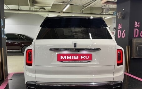 Rolls-Royce Cullinan, 2022 год, 33 706 664 рублей, 5 фотография