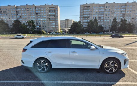 KIA cee'd III, 2019 год, 1 800 000 рублей, 2 фотография