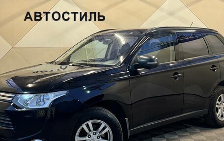 Mitsubishi Outlander III рестайлинг 3, 2012 год, 1 129 000 рублей, 1 фотография