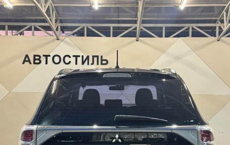 Mitsubishi Outlander III рестайлинг 3, 2012 год, 1 129 000 рублей, 7 фотография