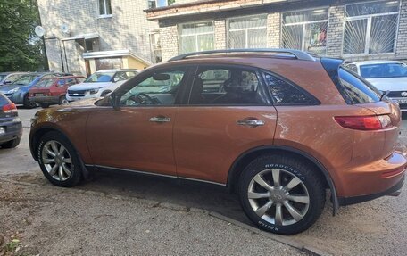 Infiniti FX I, 2004 год, 1 200 000 рублей, 11 фотография