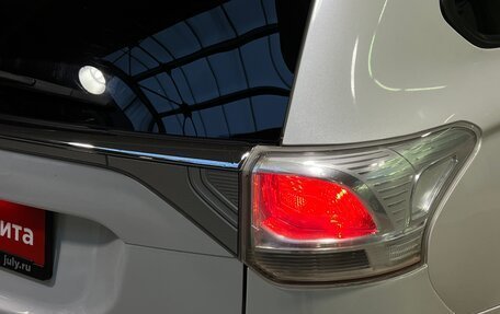 Mitsubishi Outlander III рестайлинг 3, 2013 год, 1 495 000 рублей, 7 фотография