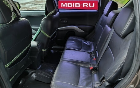 Mitsubishi Outlander III рестайлинг 3, 2011 год, 1 350 000 рублей, 6 фотография