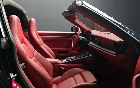 Porsche 911, 2022 год, 14 600 777 рублей, 9 фотография