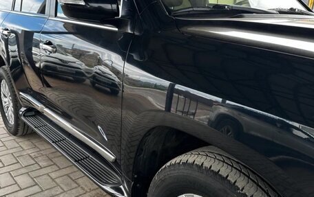 Toyota Land Cruiser 200, 2015 год, 5 200 000 рублей, 2 фотография