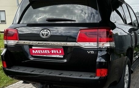 Toyota Land Cruiser 200, 2015 год, 5 200 000 рублей, 5 фотография