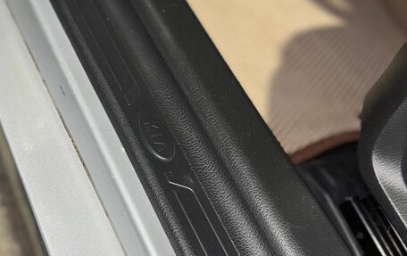 KIA Optima III, 2011 год, 1 100 000 рублей, 17 фотография