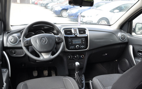 Renault Sandero II рестайлинг, 2017 год, 1 035 000 рублей, 13 фотография
