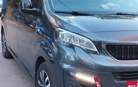 Peugeot Traveller I, 2021 год, 3 100 000 рублей, 4 фотография