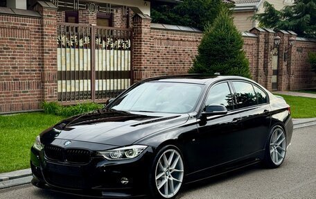 BMW 3 серия, 2017 год, 2 350 000 рублей, 2 фотография