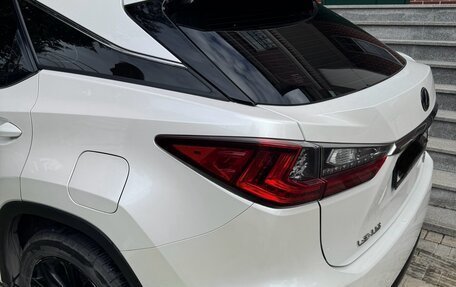 Lexus RX IV рестайлинг, 2018 год, 3 250 000 рублей, 4 фотография